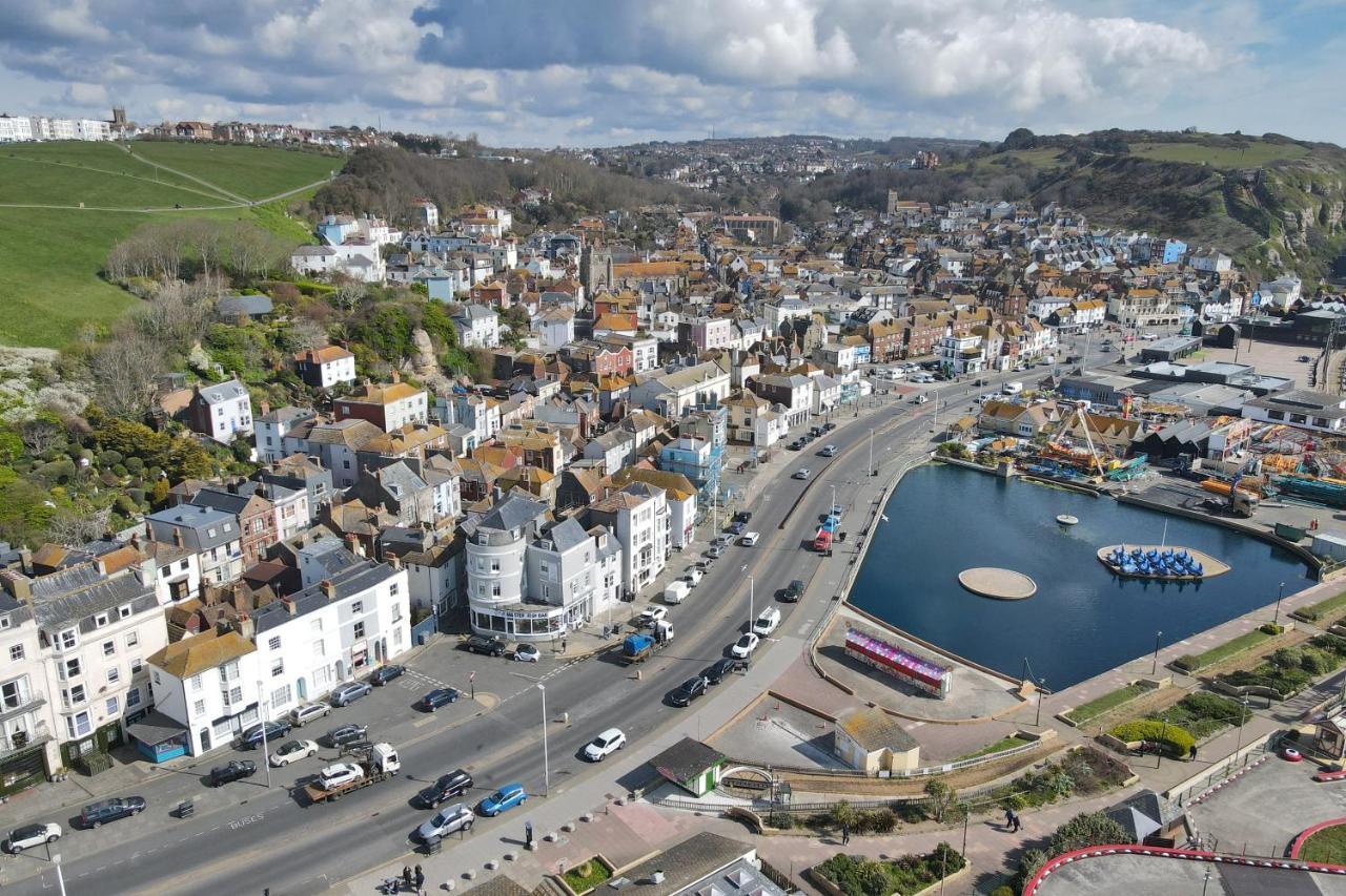 Master Accommodation Suite 9 Single Room With Roof Top Views Hastings Exterior photo